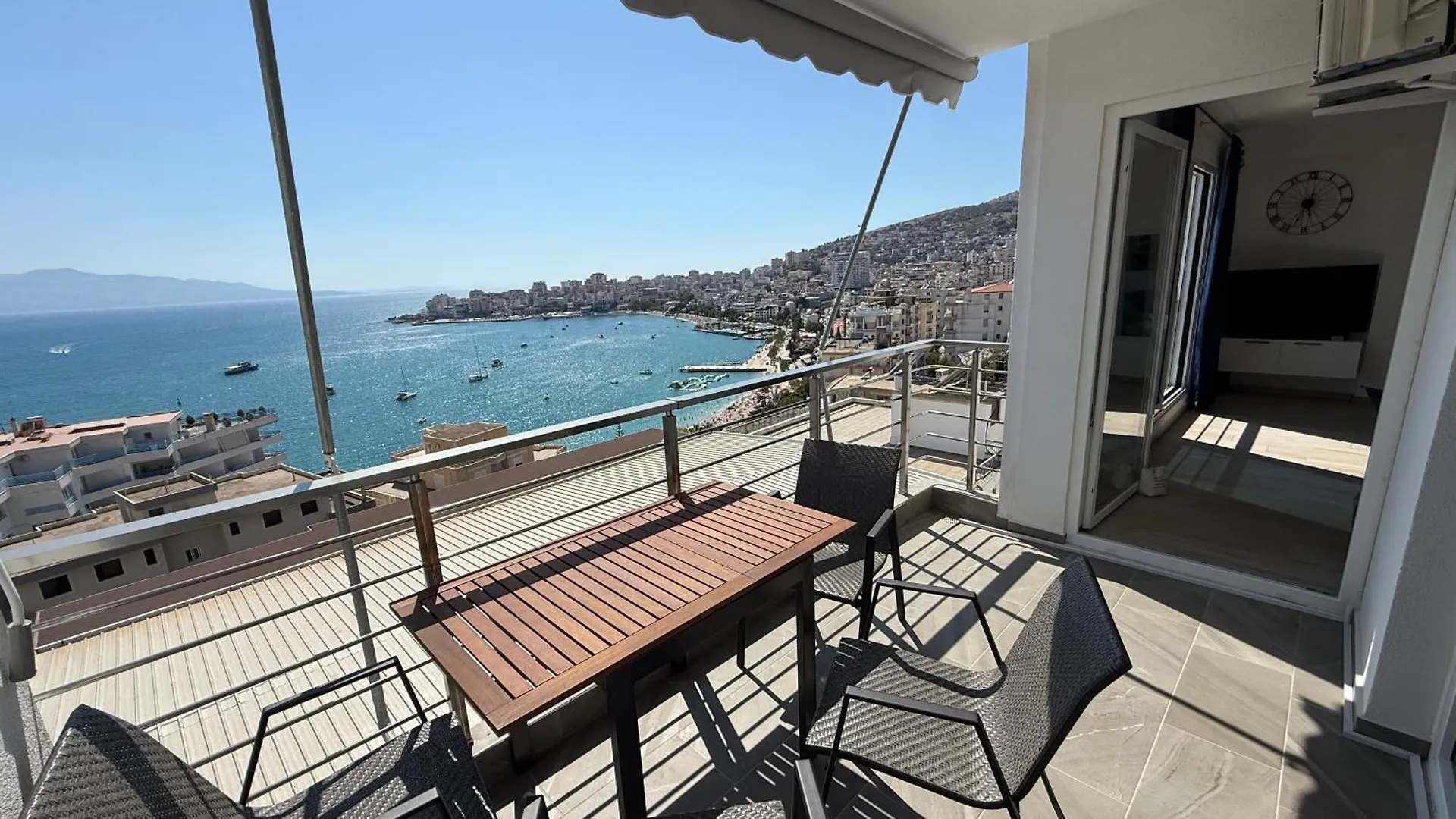 Tommy Saranda Apartment Albania
